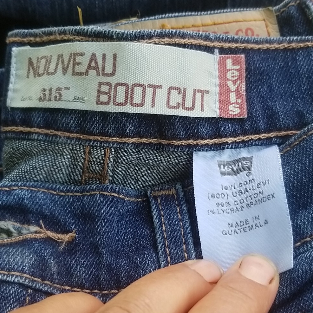Size 4M Levi Jean's very good condition.